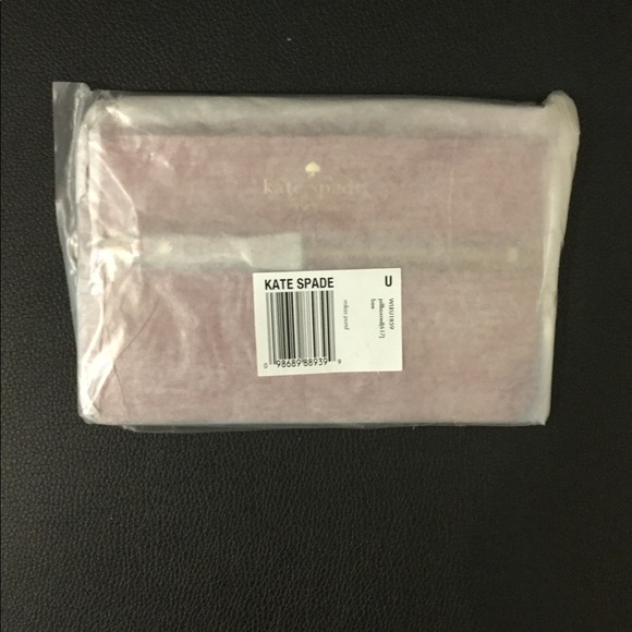 Included in Mystery Box. Do not purchase - Picture 3 of 5